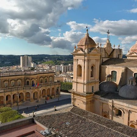 Hotel Palazzo Trigona Dependance Noto Esterno foto