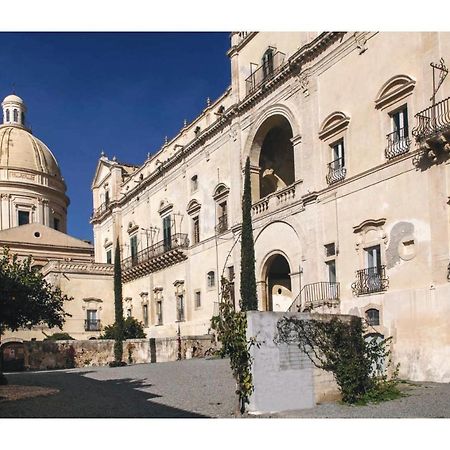 Hotel Palazzo Trigona Dependance Noto Esterno foto