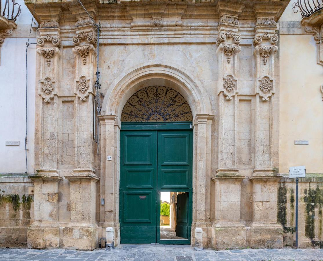Hotel Palazzo Trigona Dependance Noto Esterno foto