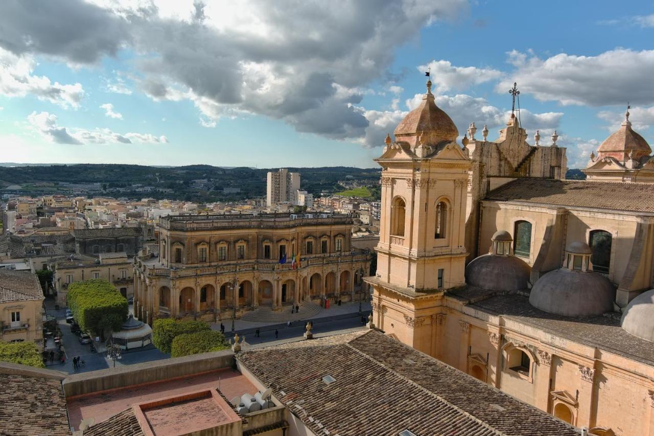 Hotel Palazzo Trigona Dependance Noto Esterno foto